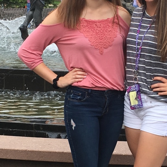 Cold Shoulder Top - Picture 3 of 3